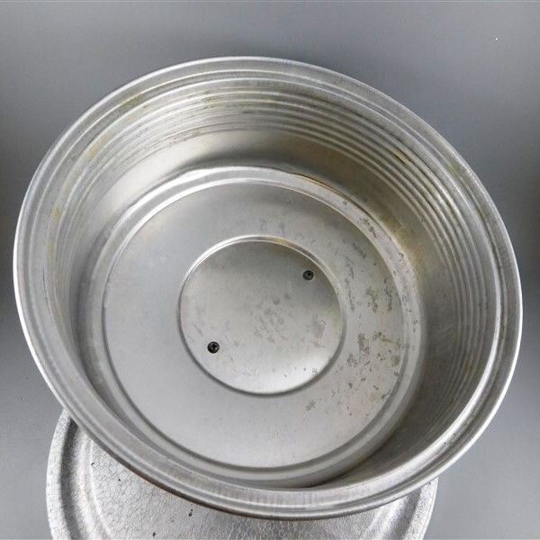 325/841 Vintage Regal Aluminum Cake Plate/Stand with Cover gallery