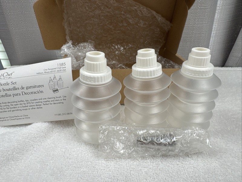 Pampered Chef ~ Decorator Bottle Set #1585. Missing The Brush Read gallery