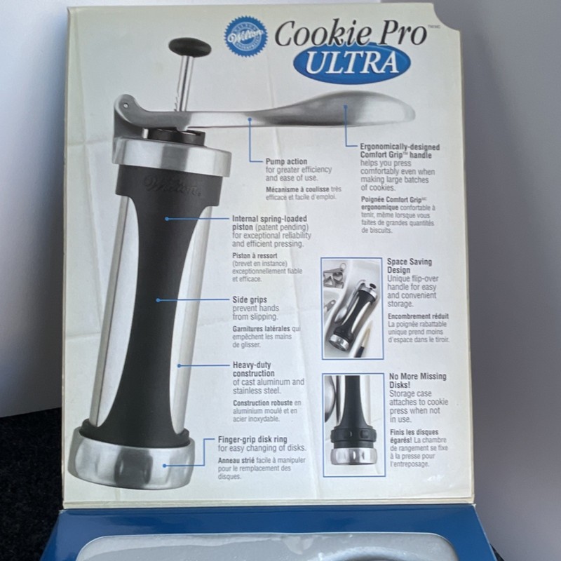 Wilton Cookie Pro Ultra Cookie Press Set Black Silver Aluminum w/ 10 Shape Disks gallery