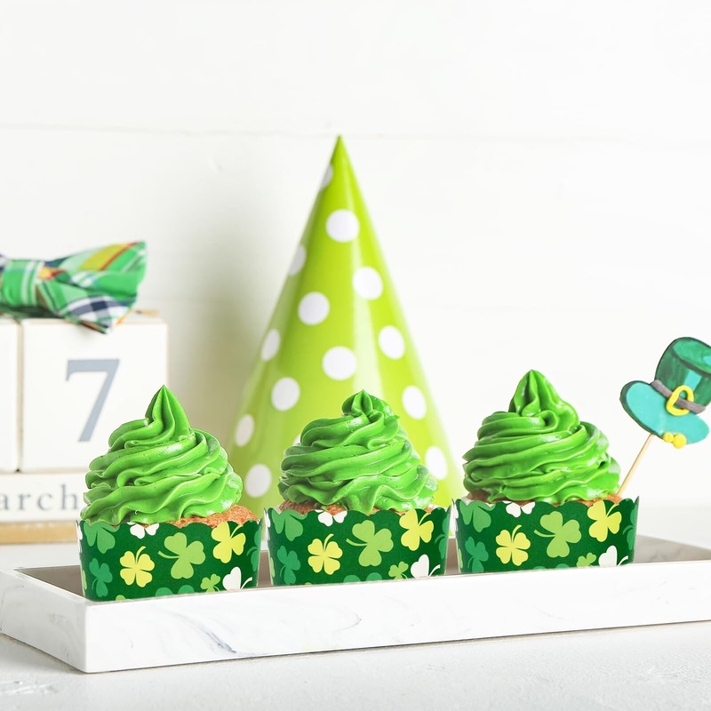 100Pcs St. Patrick's Day Paper Baking Cups Green White Shamrock Cupcake Wrapp... gallery