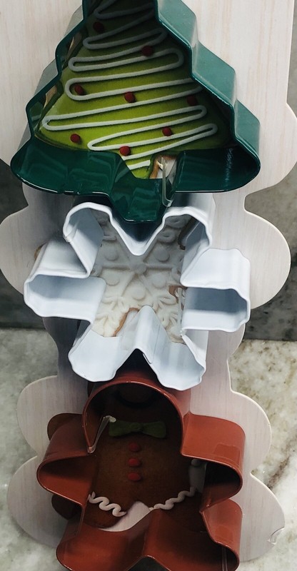 Gingerbread Man/Star/Christmas Tree Cookie Cutter Set 3 Pc Wilton Holidays gallery