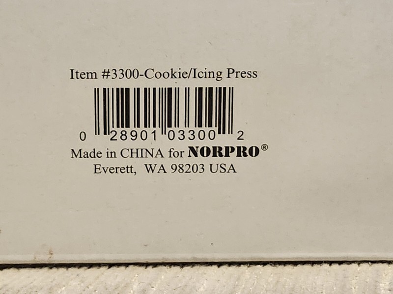 Norpro Cookie/Icing press 3300 (4) Icing tips (22) cookie discs NWB gallery