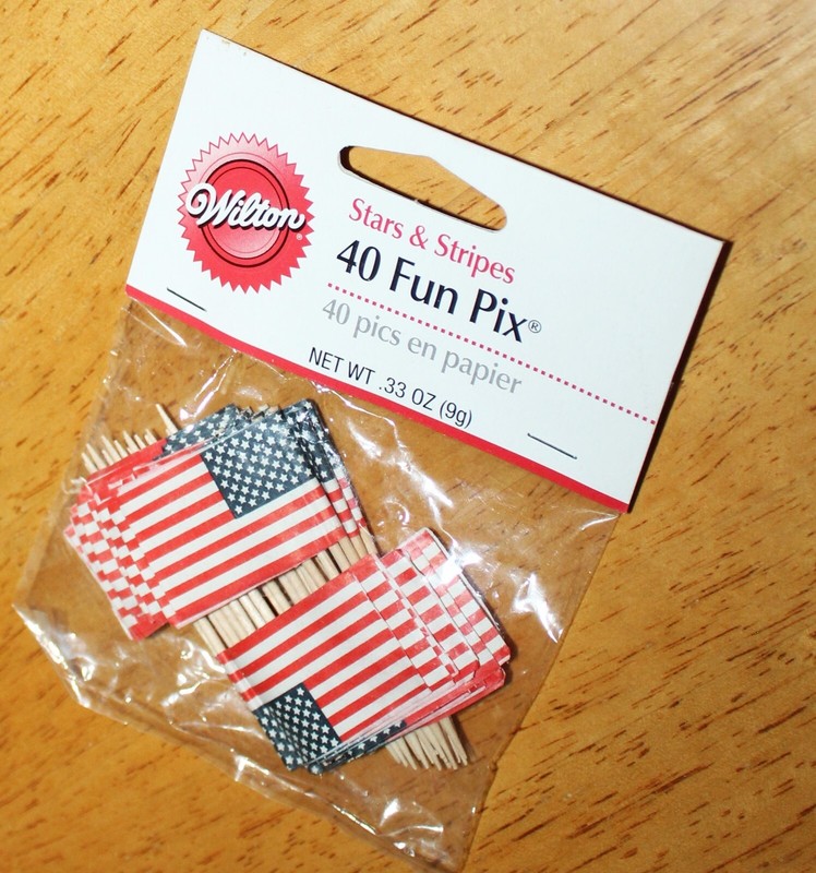 Wilton ~ STARS & STRIPES FUN PIX (40PK) #2113-704 - 2.75" Flags - New - Cupcakes gallery