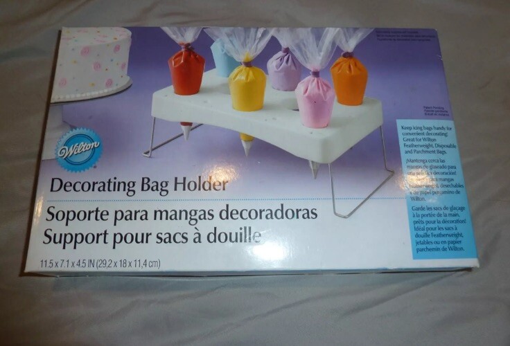 NEW Wilton Decorating Bag Holder Cup Cake Icing Stand Baking Organizer Supplies