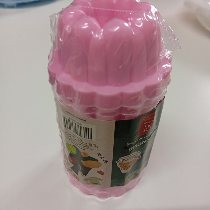 Thread Shape Baking Jelly Mould Non-Stick Silicone Pudding Cupcake Mould 12pc gallery