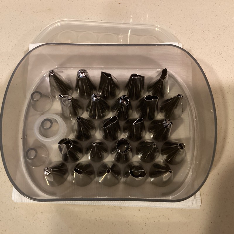Decorating Tips Stainless Steel Set Of 24 With Case Used Mastrad brand gallery