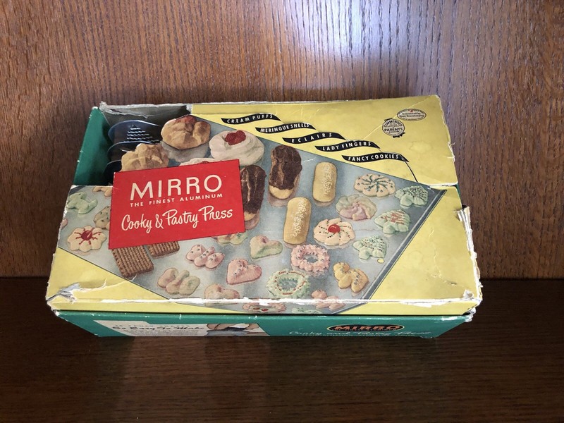 Vintage 1950s Mirro M-358-am Cookie Pastry Press Maker – 16 Piece Aluminum