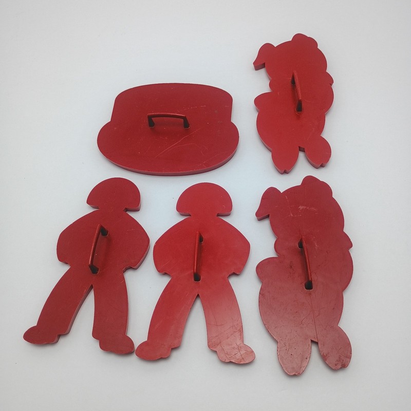 Holiday Birthday Red Cookie Cutters Lot of 5 1980s Retro Baking gallery