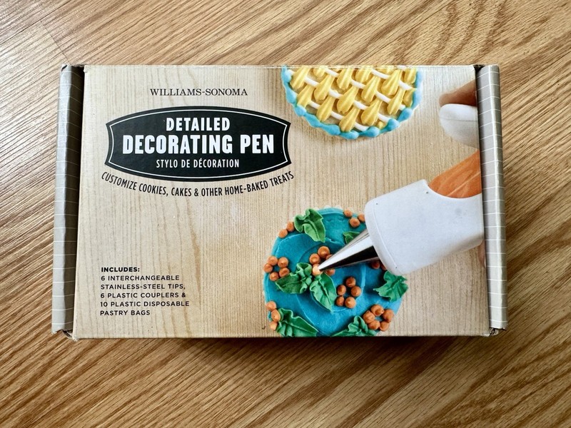 Williams Sonoma Detailed Decorating/Icing Pen Customize Cookies & Baked Treats**