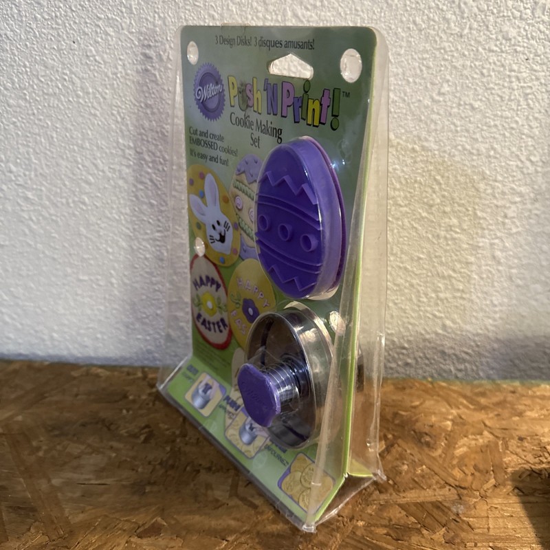 Wilton Push 'N Print Egg Shaped Cookie Making Set New gallery