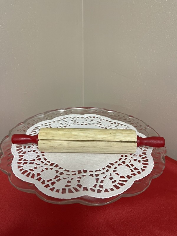 Mountain Woods Mini Wooden rolling pin recipe card holder EUC