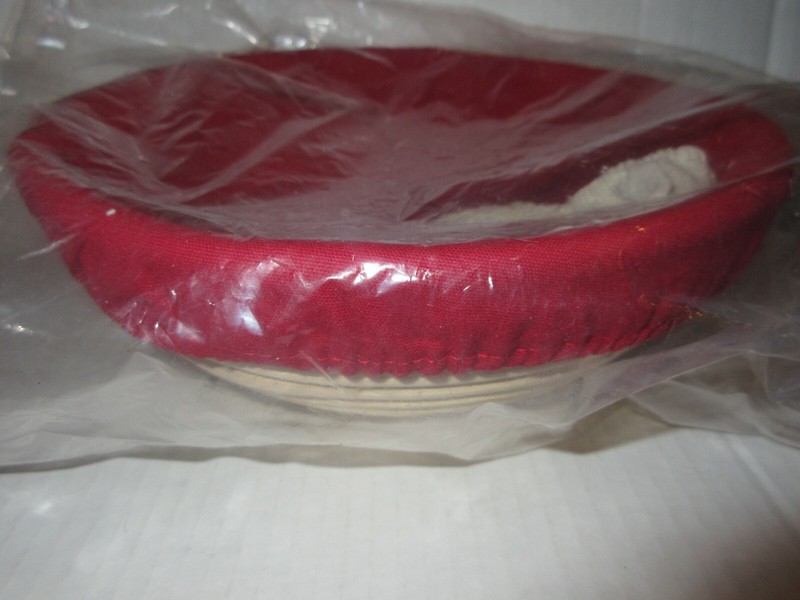 9" Round Banneton Proofing Lined Rattan Basket Baker Dough Bowl, Scrapper, Liner gallery
