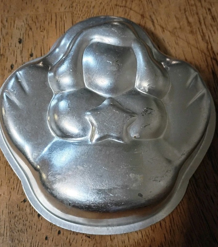 Vintage Cake Pans Christmas Angels Star Metal Small Size Mold For Baking gallery