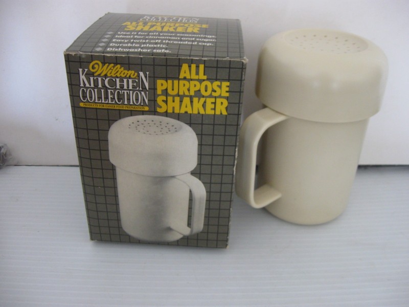 Wilton Kitchen Collection All Purpose Shaker-NIB