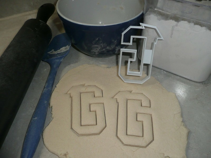 ALPHABET A TO Z GRADUATION HAT LETTERS SET OF 26 COOKIE CUTTERS USA PR1559 gallery