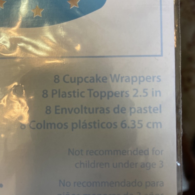 Blue Stars Cupcake Wrappers With Star Plastic Toppers 32 Count gallery