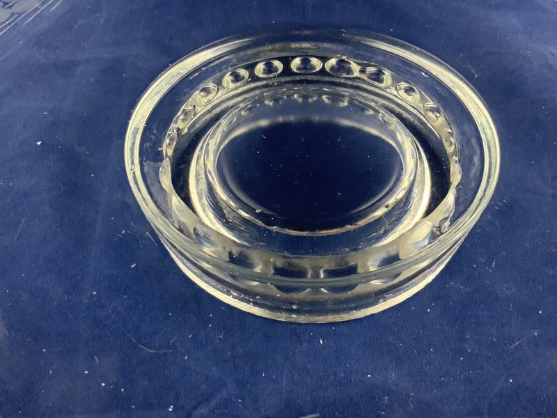 Vintage Raised Etched Teardrop Wheat Pattern Glass Cake 13” By 2” gallery