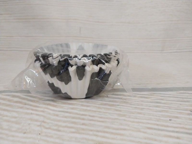 New! 50 Cow Print Cupcake Liners Baking Cups Wrappers Party 4H Farm Birthday gallery