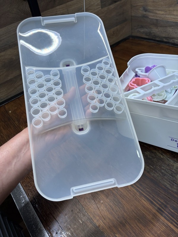 Wilton Decorator Preferred Decorating Set Tool Caddy with lots of extras gallery
