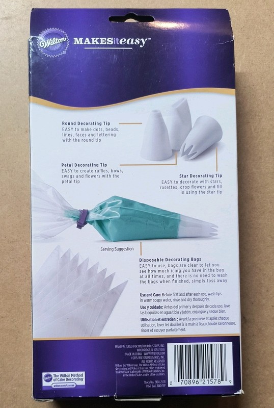 Wilton Decorating Set 2104 2578 - Lot of 7 - Lot# 1052 gallery