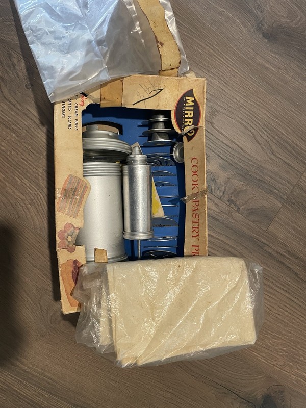 Vintage Cookie Make Making Kit