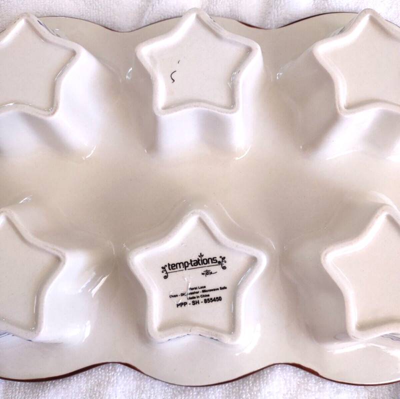 Temp-tations Floral Lace Star Baking Cupcake Muffin Mold gallery