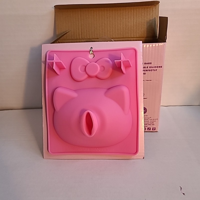 Hello Kitty Donut Shoppe Mini Cake Making Set gallery