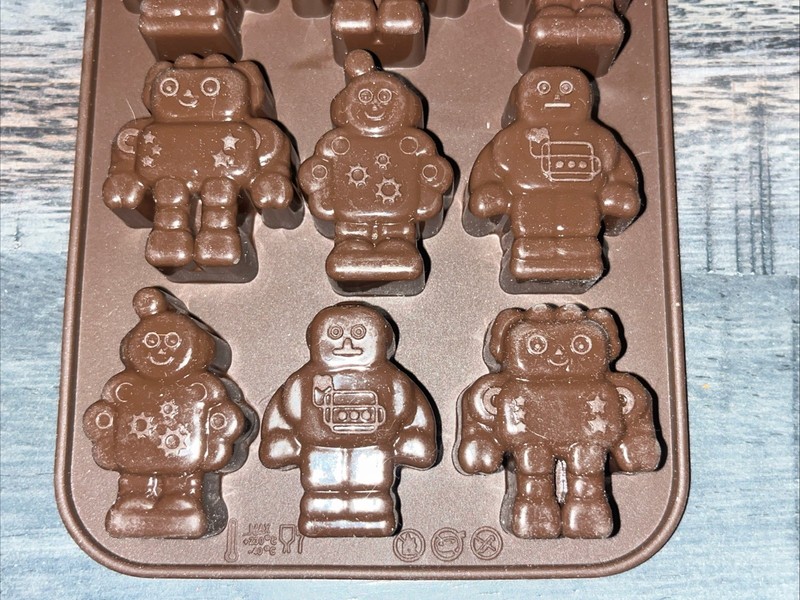 Celebrate It! Silicone Robots candy chocolate Food Crafting Crayon Ice Cube mold gallery