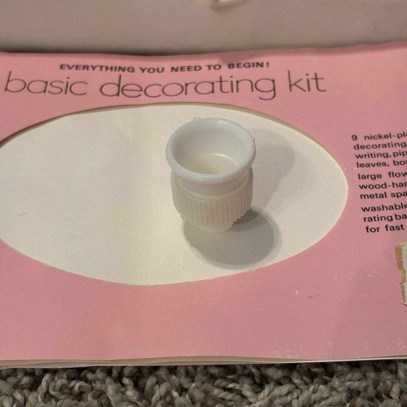 Vtg Wilton Sugar Plum Decorating Basic Kit 1970s Food Coloring +Xtras Cake Cooki gallery