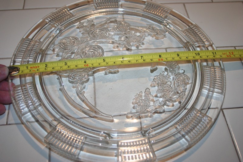 Vintage Clear Glass Cake/Dessert Plate-Used-Some scratches-11.5" Diameter gallery