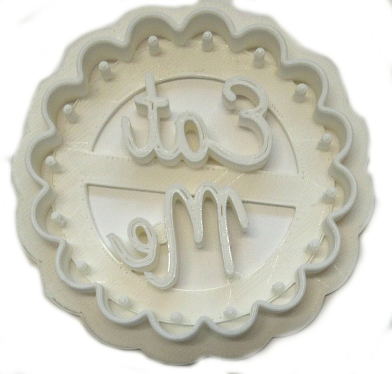 EAT ME CAKE ALICE IN WONDERLAND TREAT DESSERT QUOTE MAD COOKIE CUTTER USA PR2438