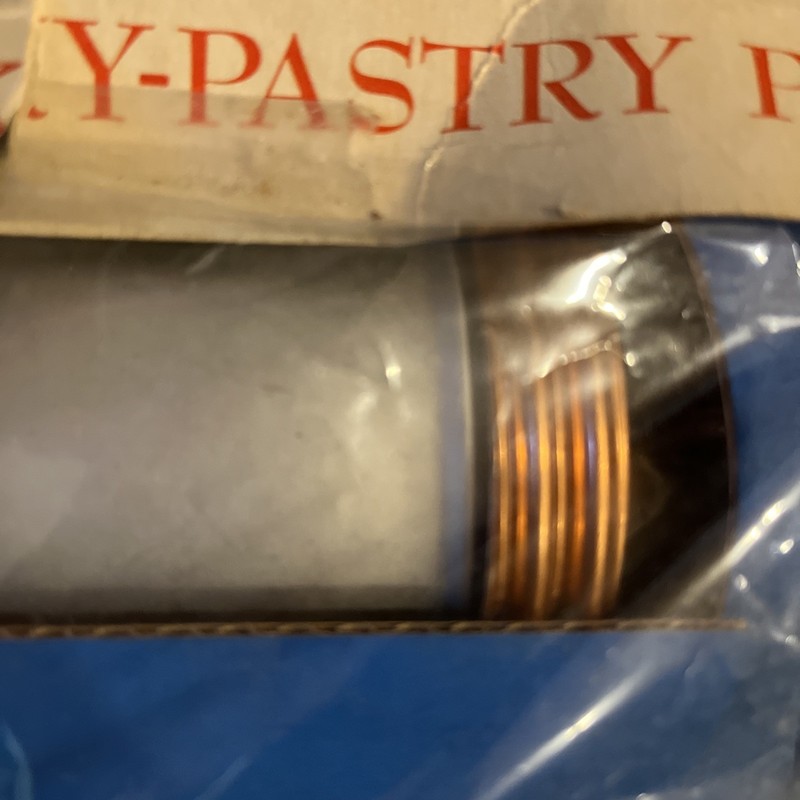 Vintage Mirro Cookie Cooky Pastry Press with 3 Tips 12 Discs Copper Aluminum gallery