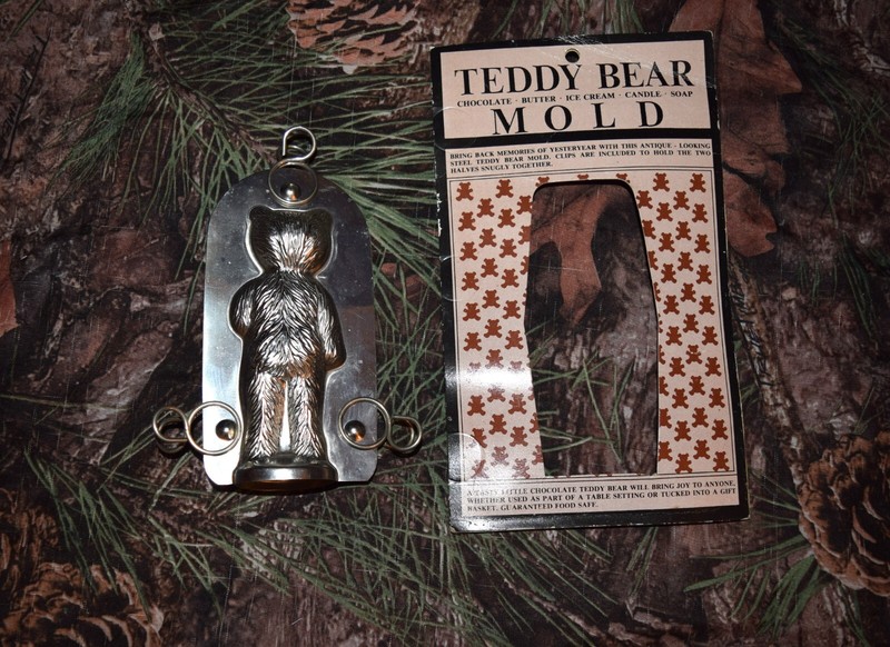 Vtg Teddy Bear Metal Mold Standing Chocolate Candy butter ice cream candle soap gallery