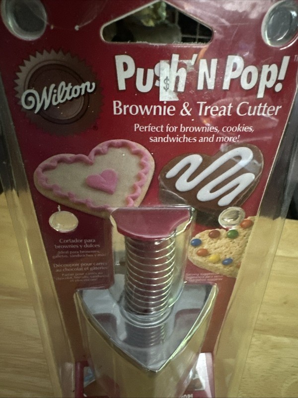 Wilton Push n Pop brownie and treat cutter gallery