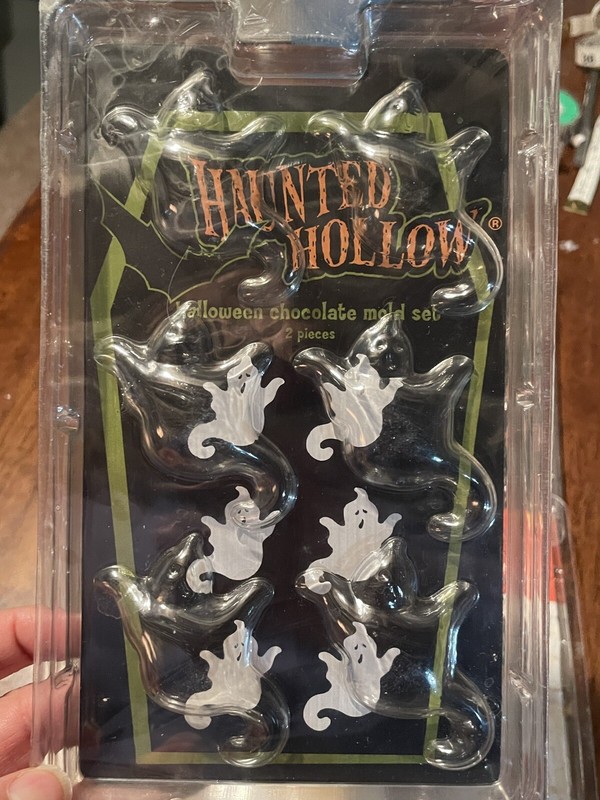 LOT: Halloween MOLDS 4 plastic sheets, suckers pieces, ghost 3D witch EUC-NIP gallery