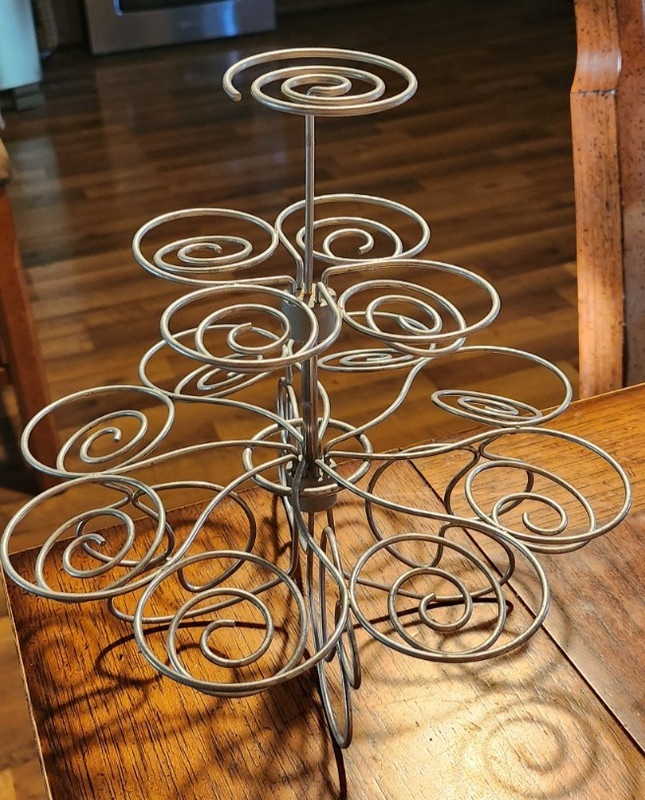 cupcake holder 3 tier metal