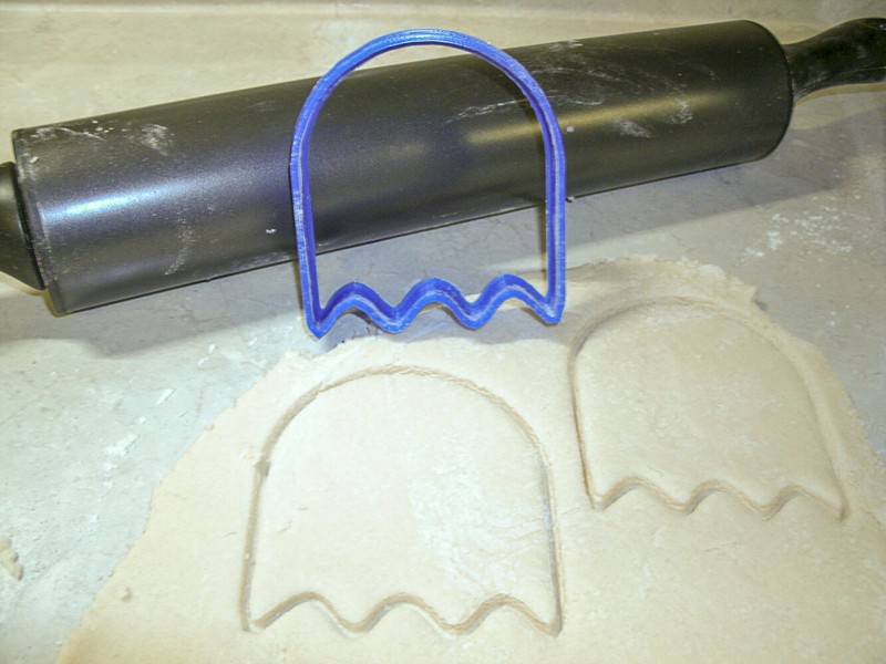 PAC-MAN PACMAN VIDEO ARCADE GAME CHARACTER GHOST CHERRY 3 COOKIE CUTTER PR1074 gallery