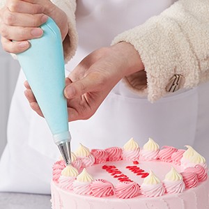 54 in 1 Piping Bags and Tips Set with 13 Large Size Piping Tips, 35 Standard gallery