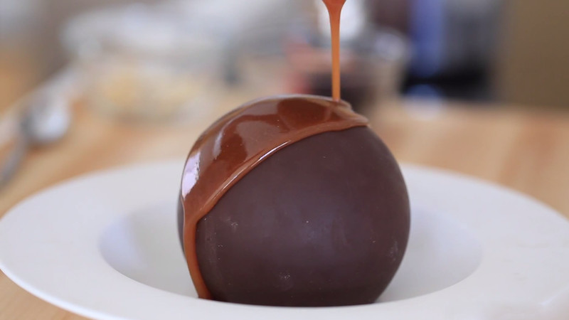 10cm Chocolate Ball Mould, Chocolate Sphere Molds Wedding Birthday FREE P&P gallery