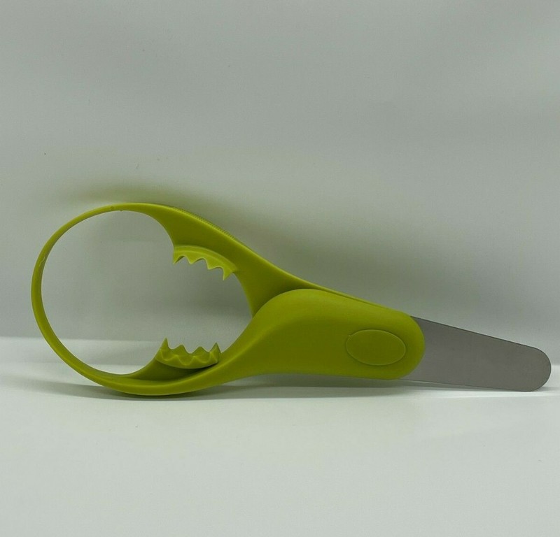 4-In-1 Avocado Tool_Easy to Clean and Dishwasher Safe_Scoop_Guacamole_ gallery