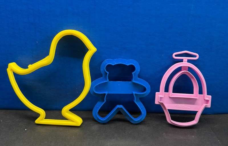 Easter 3 pc Cookie Cutters-Basket, Bear, Large Chick-3 1/2″-5 1/2″