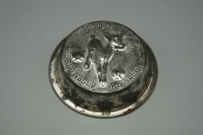 Vintage Rudolph the Red-Nosed Reindeer Metal Mold Baking Candy Christmas Holiday