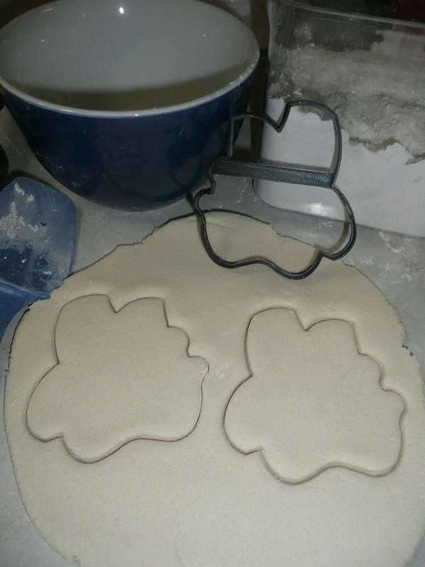 MONSTER HAND OUTLINE SCARY CREATURE HALLOWEEN SPECIAL COOKIE CUTTER USA PR3124 gallery
