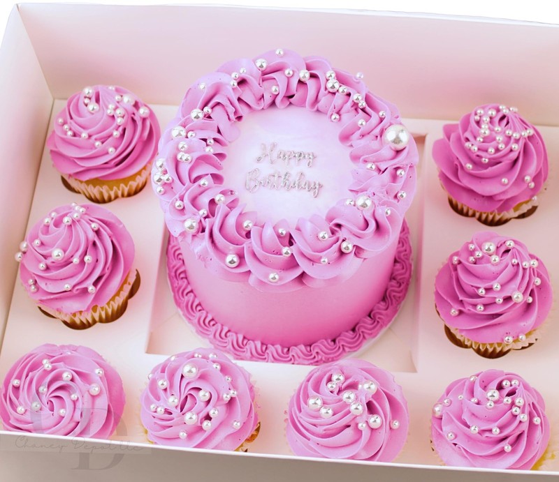 Cake and cupcake bento box with 8 cavities for cupcakes and 1 6in cavity- 10 ... gallery