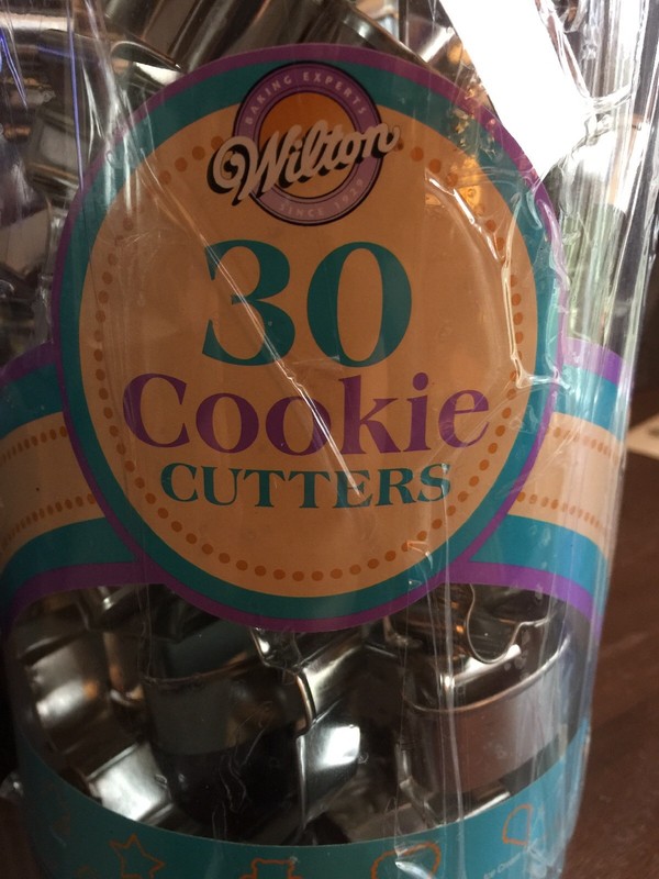 New Wilton 30 piece assorted shapes cookie cutter set