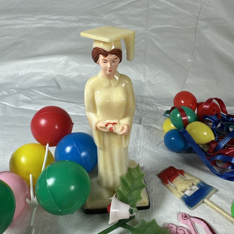 Vtg Cake Cupcake Toppers Picks Holiday graduation Christmas valentines Balloons gallery