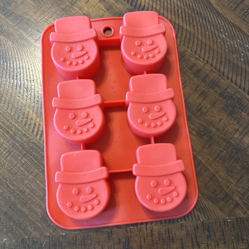 Set Of 4 Silicone Molds For Cakes & Jellos Gingerbread Men Snowmen & Trees New gallery