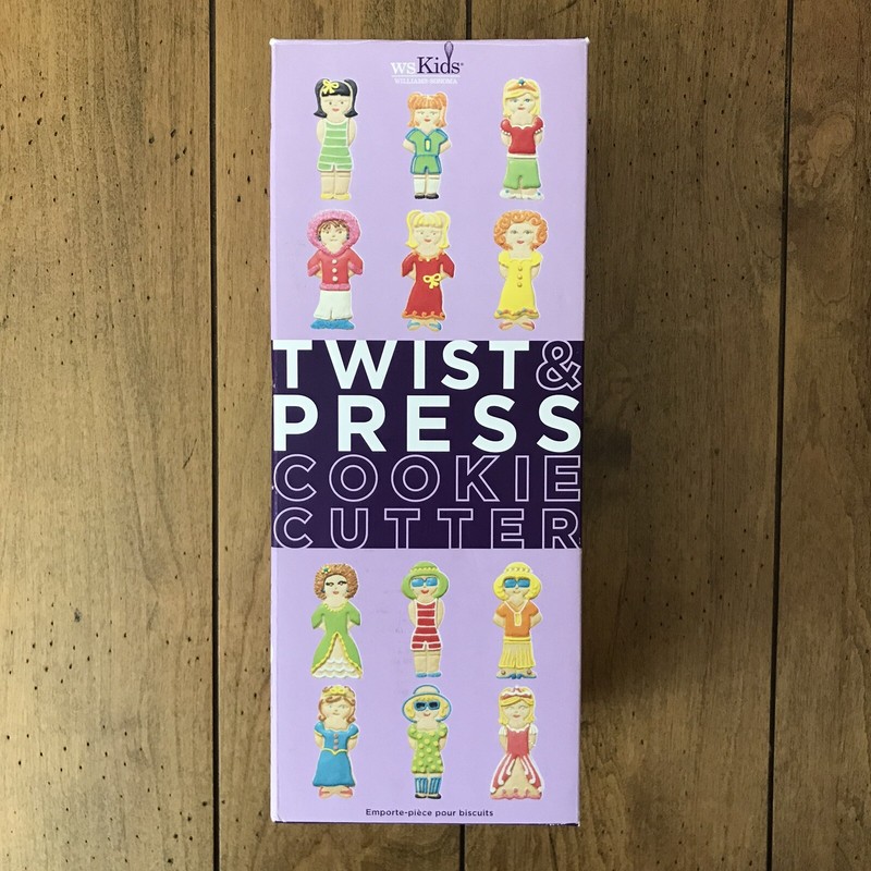 Williams Sonoma Twist & Press Cookie Cutter (fashion outfits)