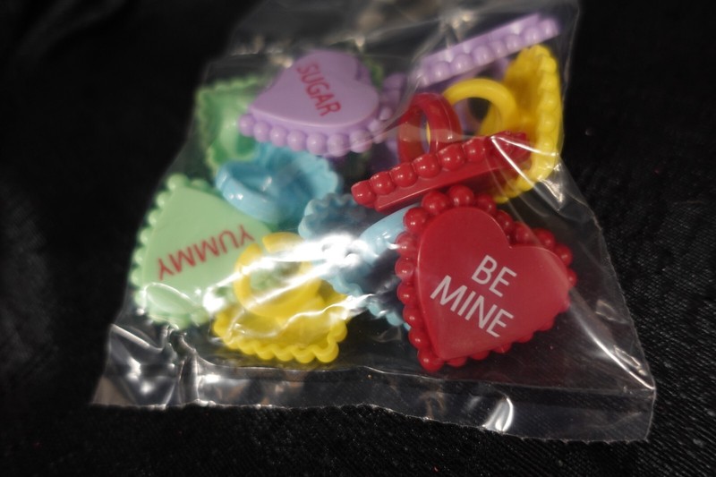 DecoPac Conversation hearts cupcake rings, 12 ct / NEW / Valentines day gallery