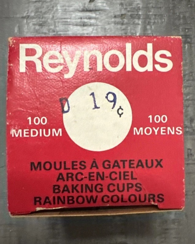 Vintage 80s Reynolds Baking Cups Rainbow Color Made in Canada Set Of Three Boxes gallery